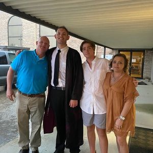 Meet your Posher, Debbie